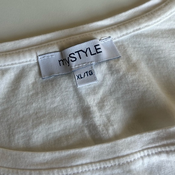 Hello Sunshine T-Shirt ๐ธ - Picture 4 of 6